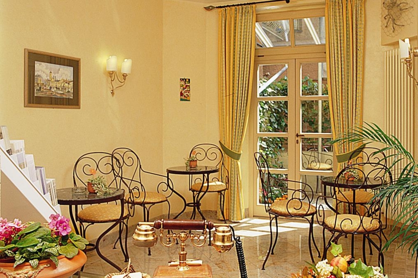 Hotel Hauser An Der Universitat