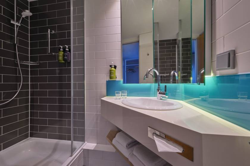 MUC00020151066655420