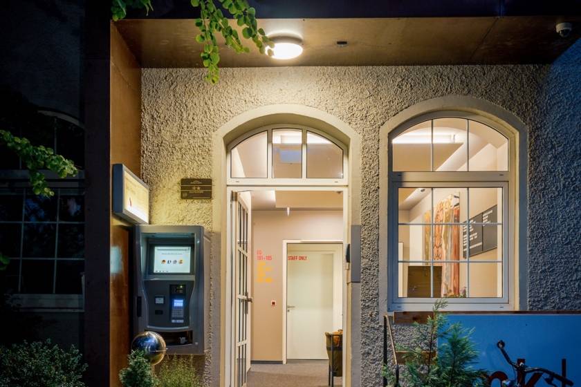 MUC00020150560574641