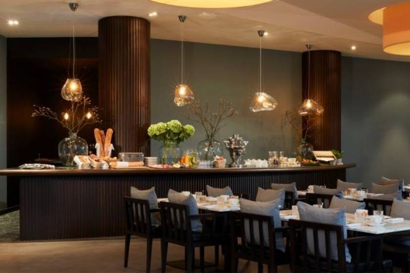 INFINITY Hotel & Conference Resort Munich Restaurant Viktualien