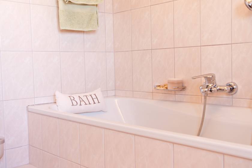 MUC00020150741868976