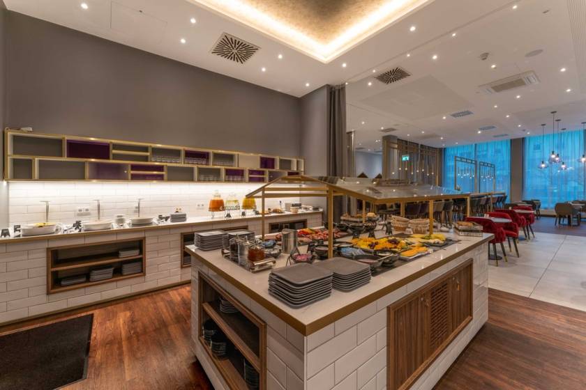 MUC00020150959875686