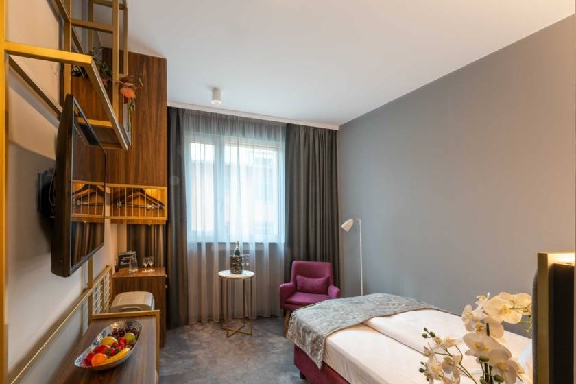 MUC00020150959878485