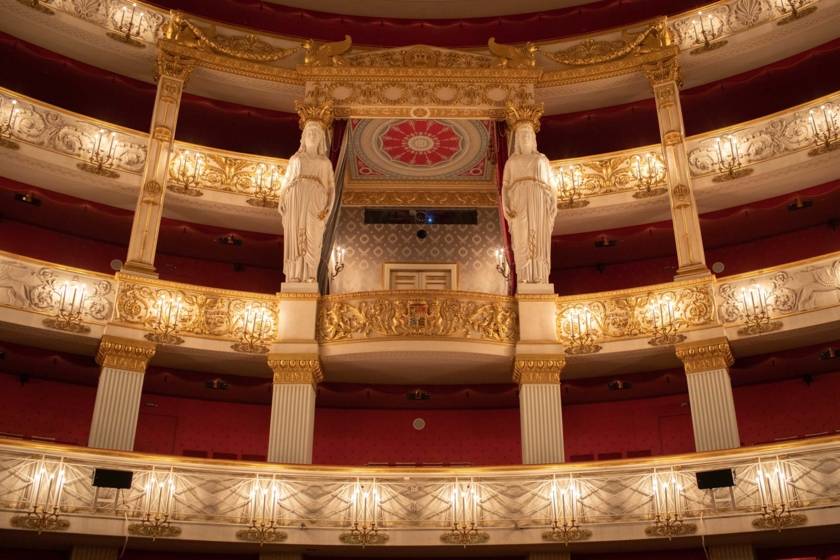 Nationaltheater Staatsoper 4804