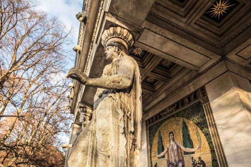 Friedensengel Sockel Herbst DSF1598