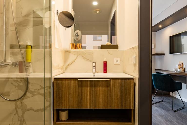 MAJESTIC Apartment with fully equipped kitchenette