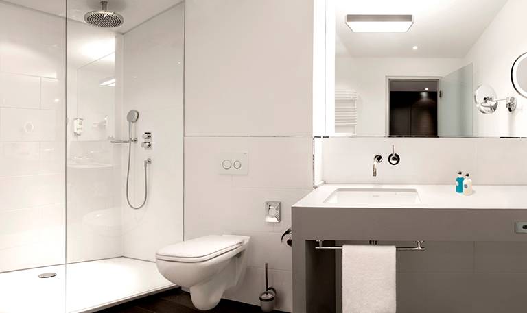 Einzel Premium Doppelbett (Innenhof)