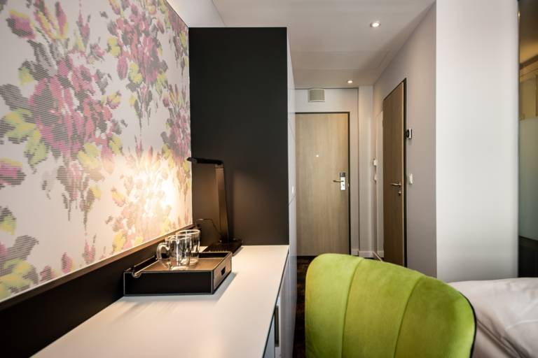 Business Doppel Stadtseite