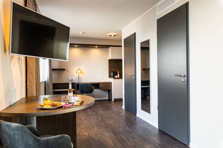 MAJESTIC Apartment with fully equipped kitchenette