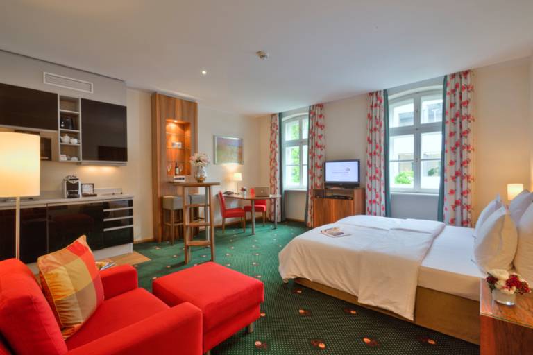 MAXIMILIAN MUNICH Apartments & Hotel