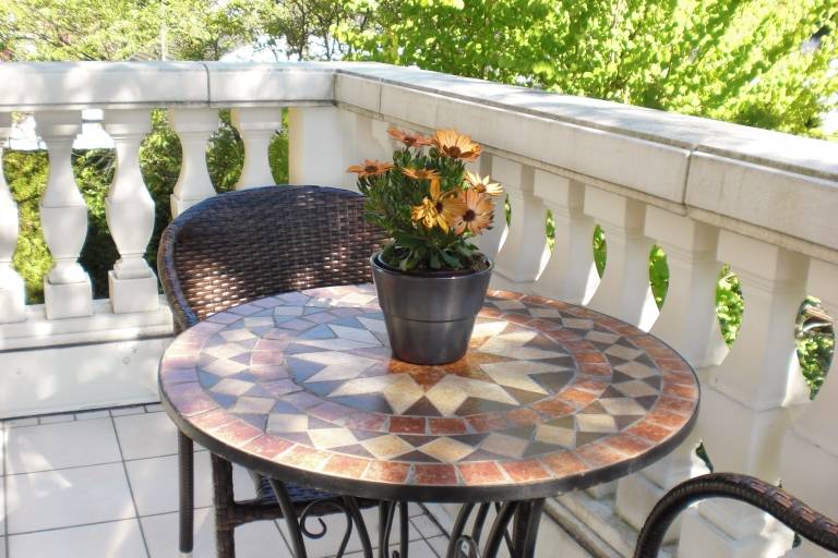 Doppelzimmer mit Balkon