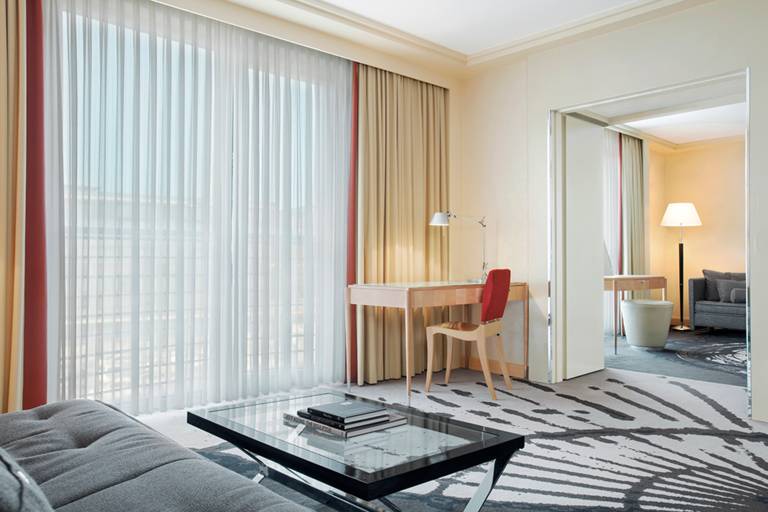 Suite