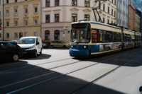 Die Tram an einem sonnigen Tag in M&uuml;nchen