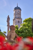 Der Kirchturm von Weilheim bei M&uuml;nchen.