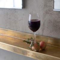 A glass of port wine at the bar The High in Munich.
