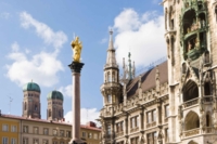 Mariens&auml;ule in front of the Neue Rathaus at Marienplatz in Munich.