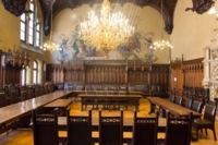 Piccola sala riunioni del Neues Rathaus di Monaco di Baviera