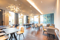 Aufenthaltsraum im Courtyard by Marriott M&uuml;nchen Garching.