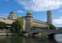 Deutsches Museum in M&uuml;nchen w&auml;hrend des Sommers.