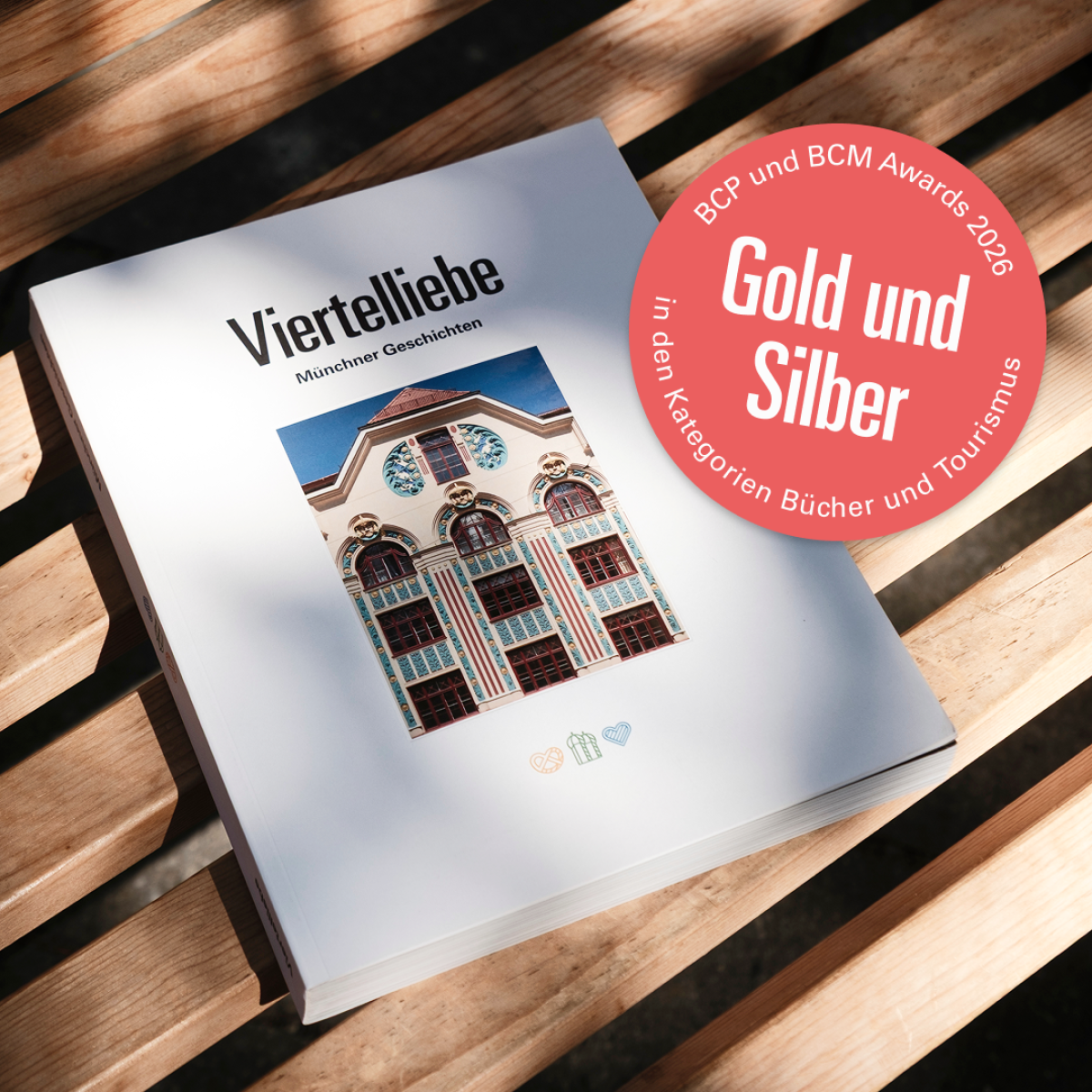 Blick auf das Viertelliebe-Buch mit dem Button zu den BCP und BCM Awards.