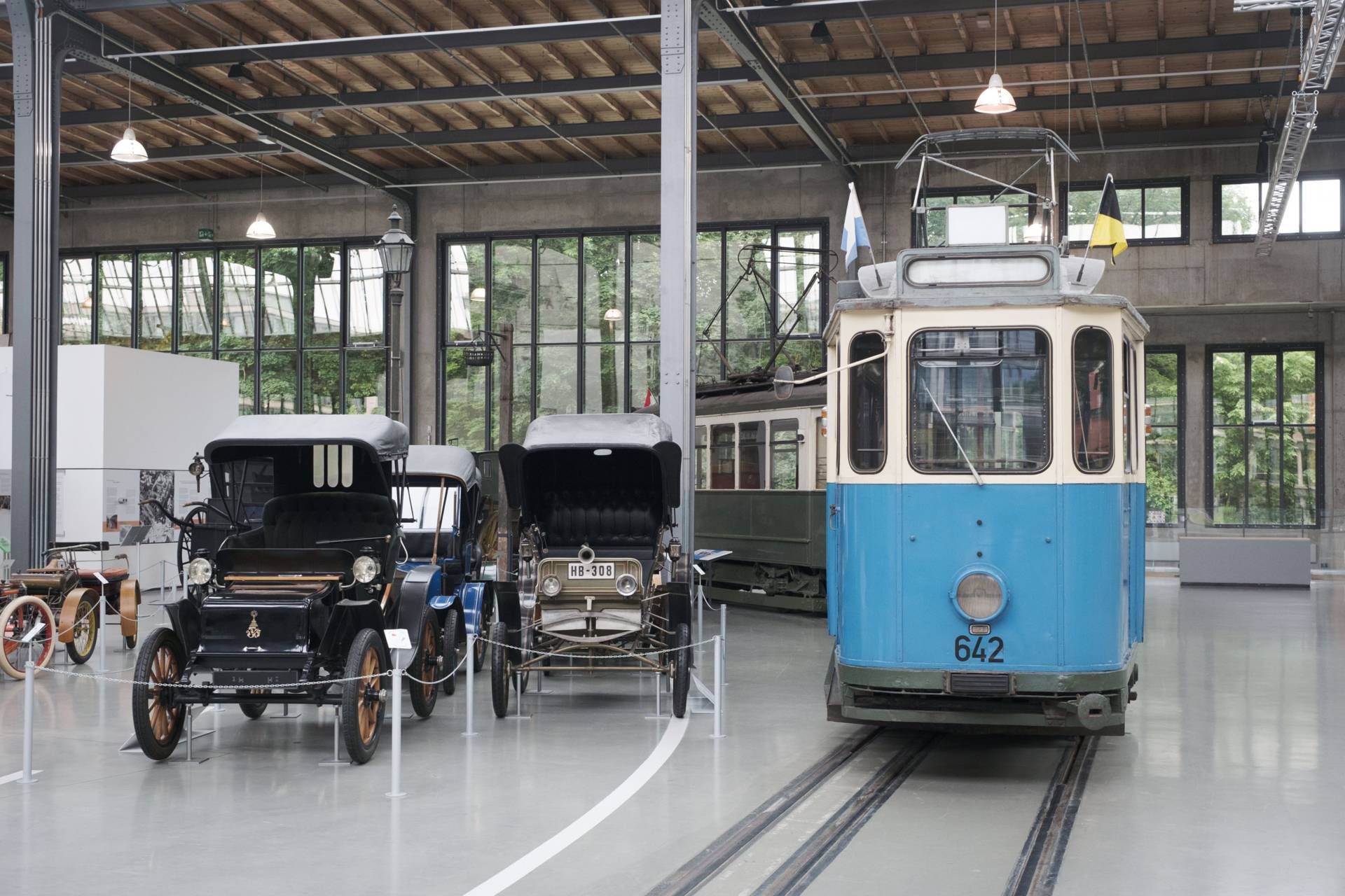 the-fascination-of-the-verkehrszentrum-in-munich-exhibits-and-stories