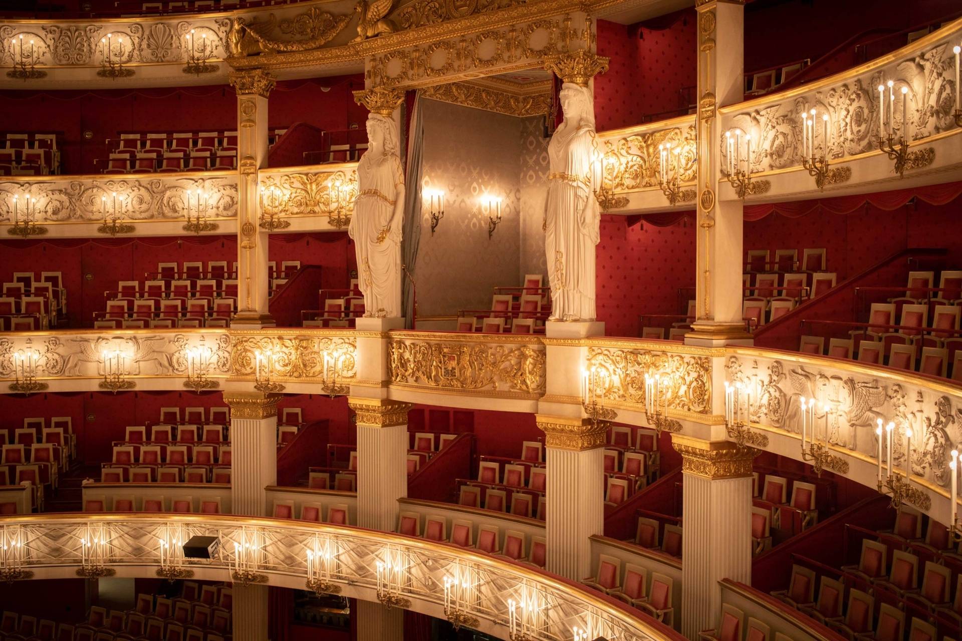 Sonn Sensationelles Programm Im Deutschen Theater Munchen Buhnenzauber Und Unvergessliche Momente