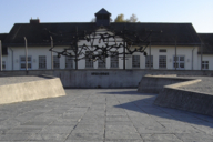 Vista esterna del memoriale di Dachau.