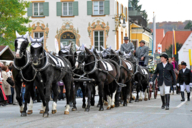 Historische Pferdekutsche bei der Leonhardifahrt in Fürstenfeldbruck
