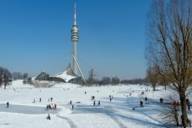Winter am Olympiapark in München.