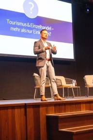 Dwif-Consulting Geschäftsführer Moritz Sporer auf dem Tourismustag 2025 in München.