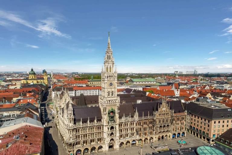 A view of the New Town Hall and the Town Hall Tower on Munich’s Marienplatz.
